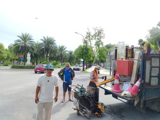 Sơn vạch giao thông - Thi công vachjk kẻ đường